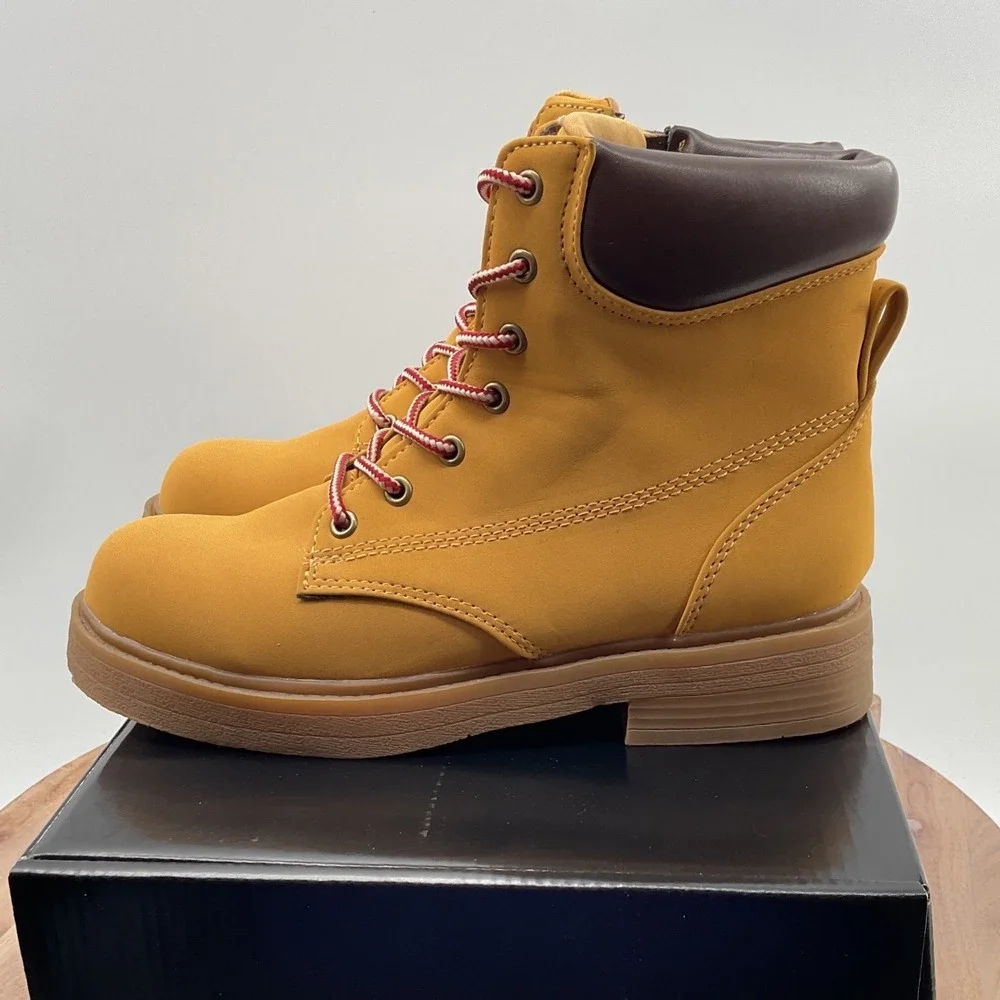 Steve Madden JJUMBLE Wheat Yellow Combat Boots Side Zip Kids Size 4 128692